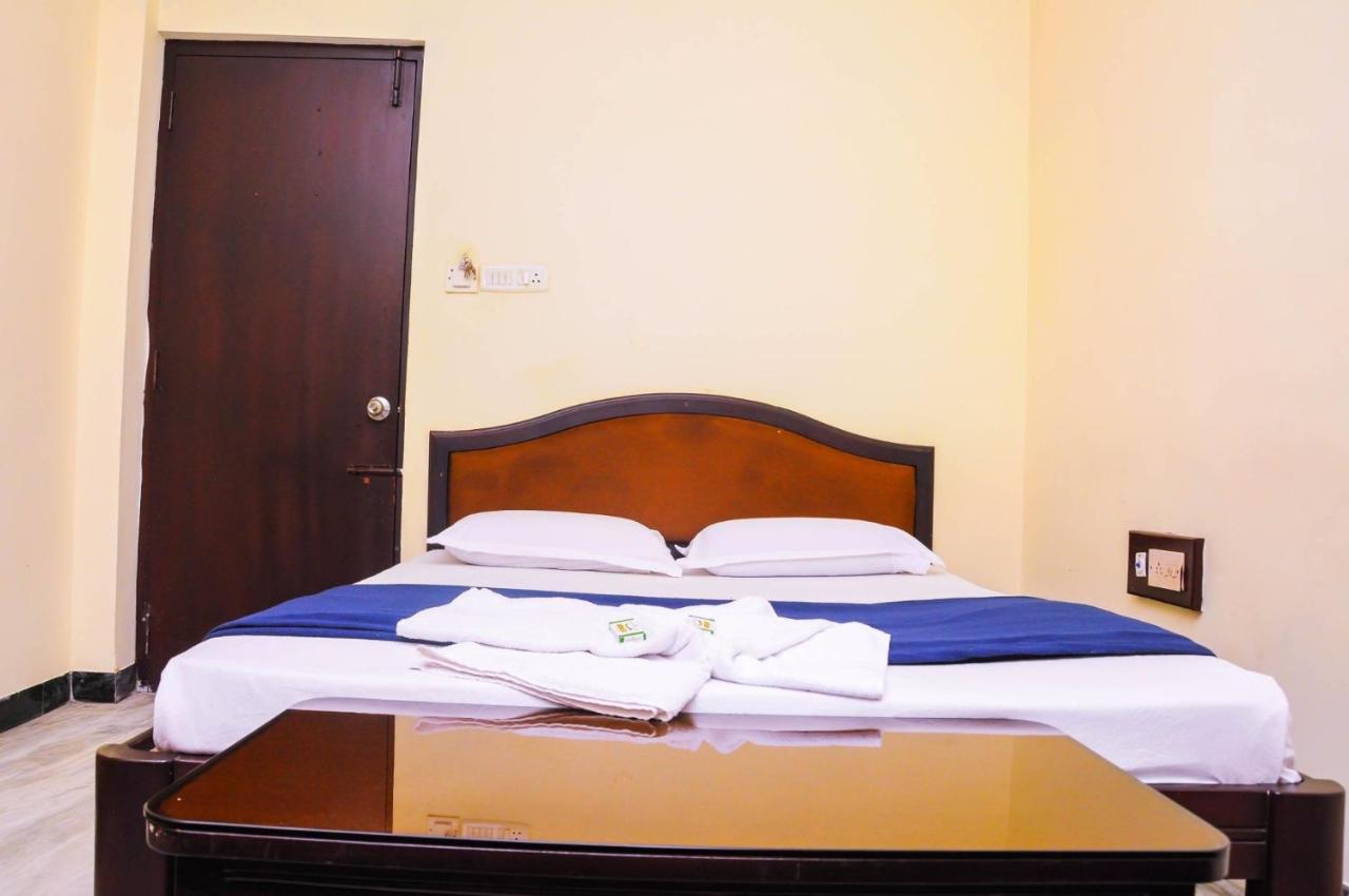 Fabexpress Prana Grande Hotel Pondicherry Esterno foto