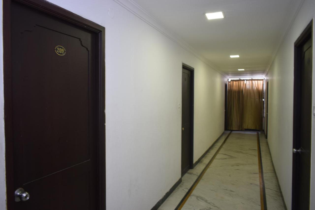 Fabexpress Prana Grande Hotel Pondicherry Esterno foto