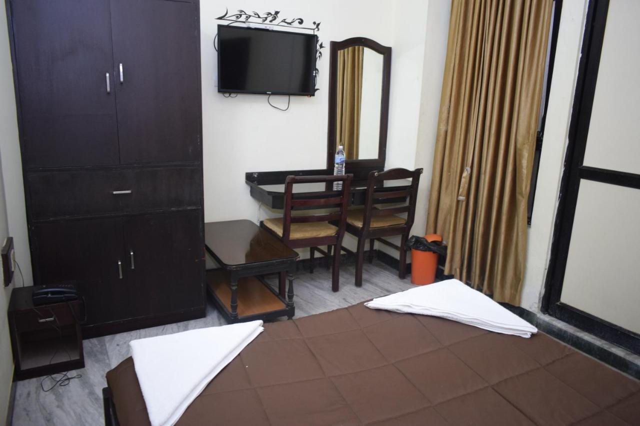 Fabexpress Prana Grande Hotel Pondicherry Esterno foto